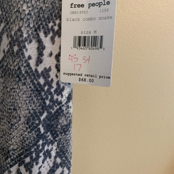 Brand new with tags free people top - Picture 4 of 6